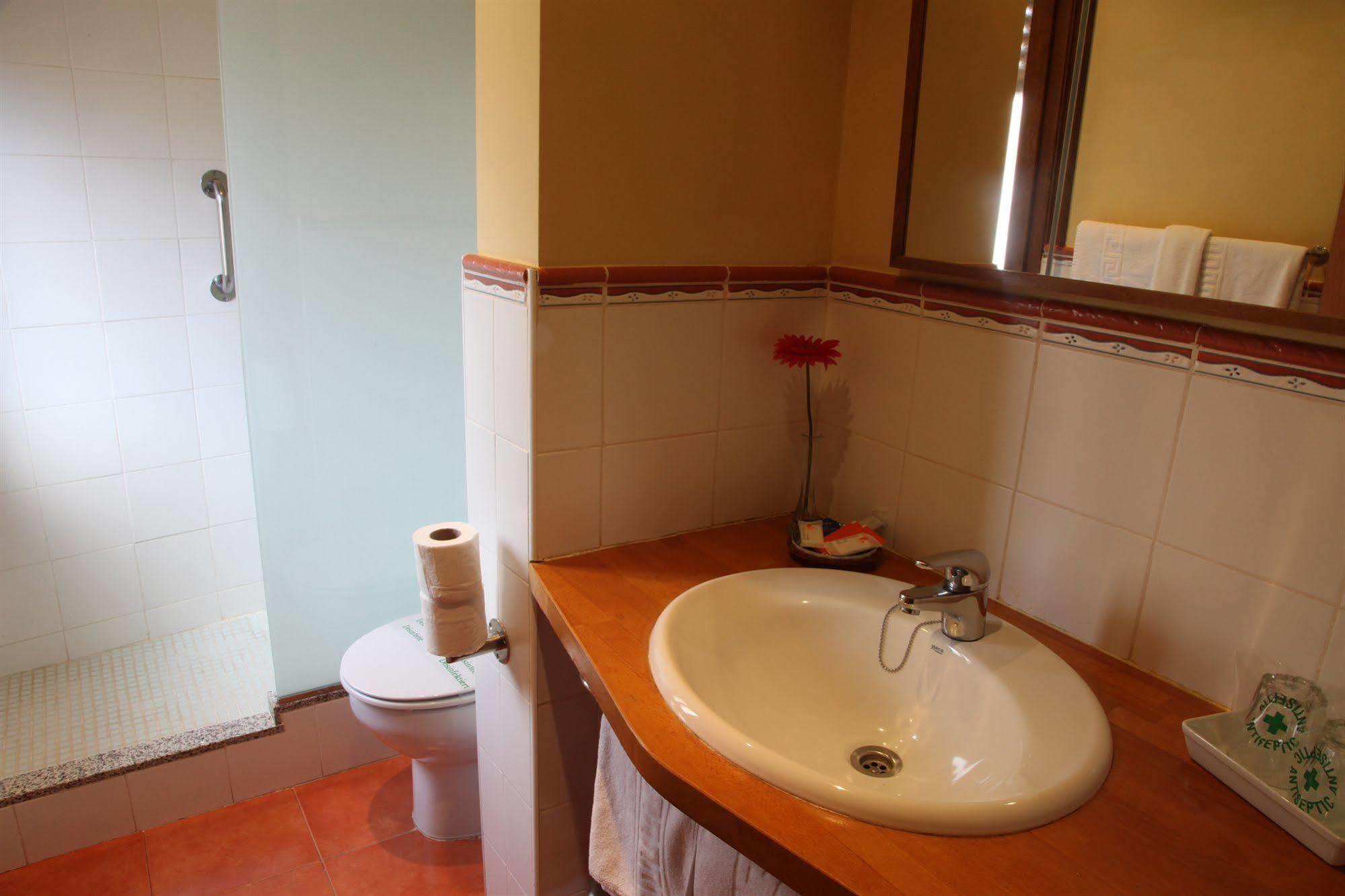 Hotel Ripoll Sant Hilari Sacalm Exterior photo